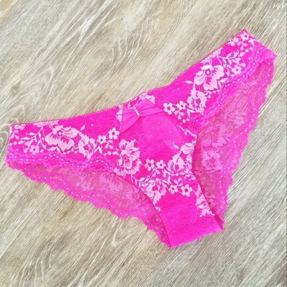Victoria's Secret Vintage Cheekini Bikini Pink Lace Rhinestone Crystal Panty NWT - Picture 4 of 16